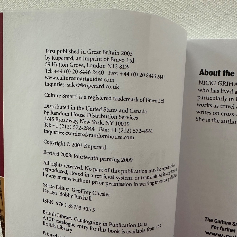 India The Essential Guide To Customs & Culture Book - Picture 2 of 5
